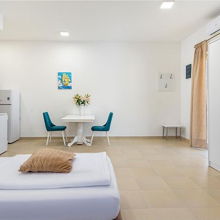 Apartments Lustica Radovici Pokoj fotografie