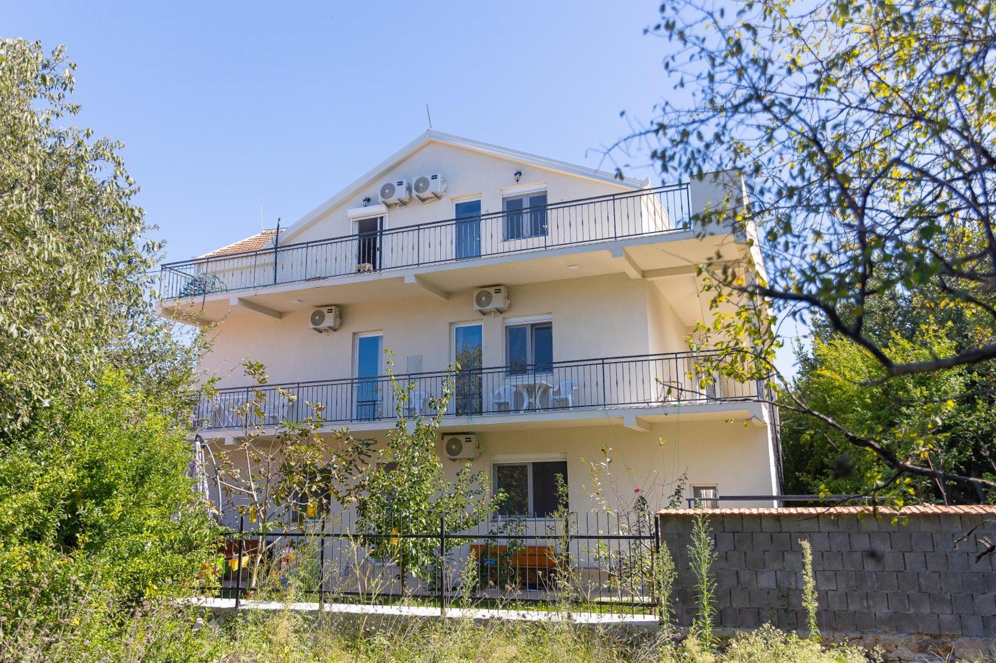 Apartments Lustica Radovici Exteriér fotografie